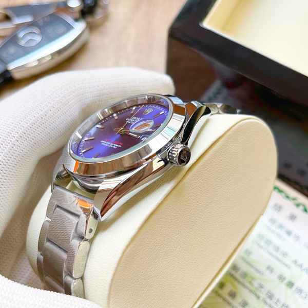 ブランド時計角部分ディテール